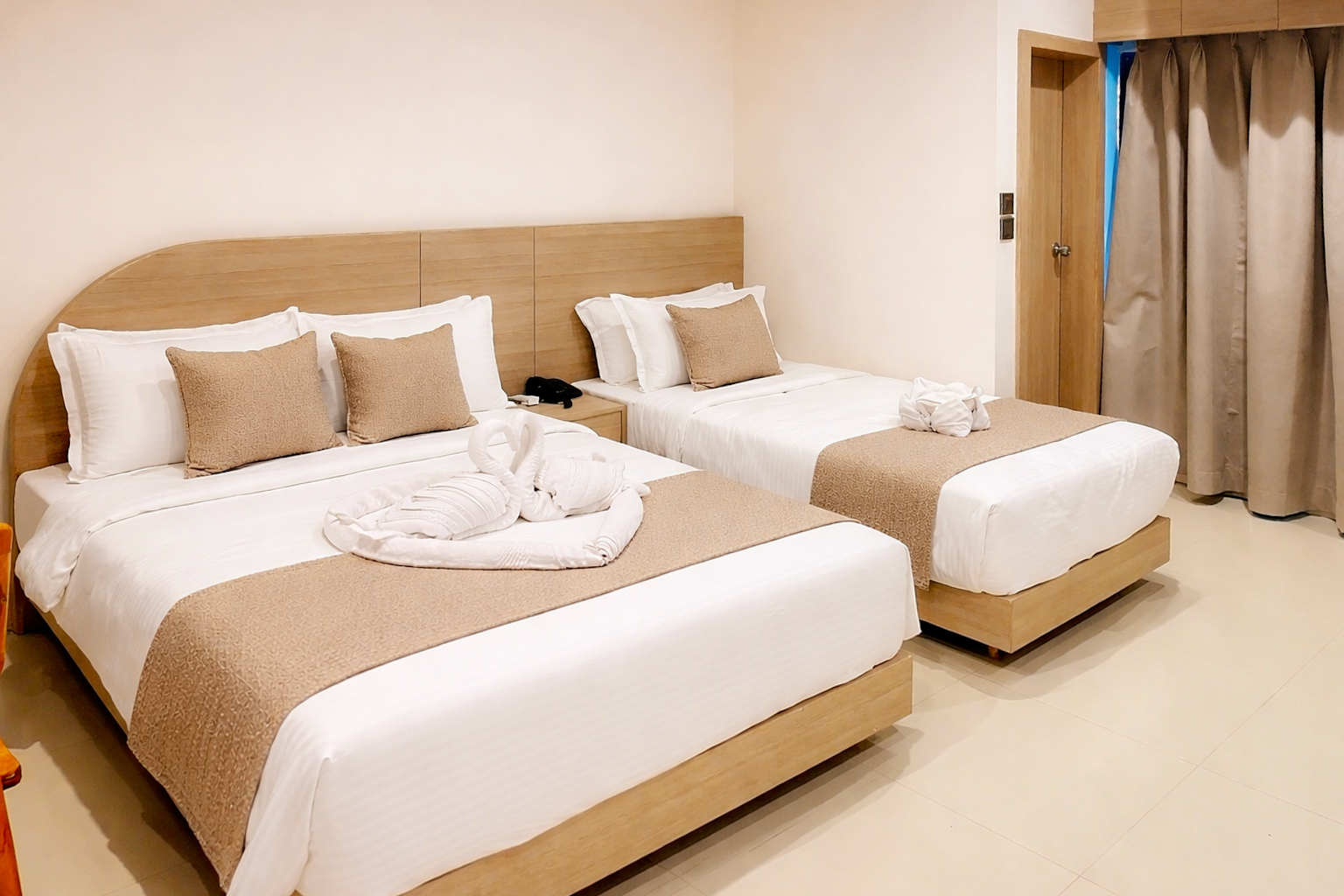 Triple Bed